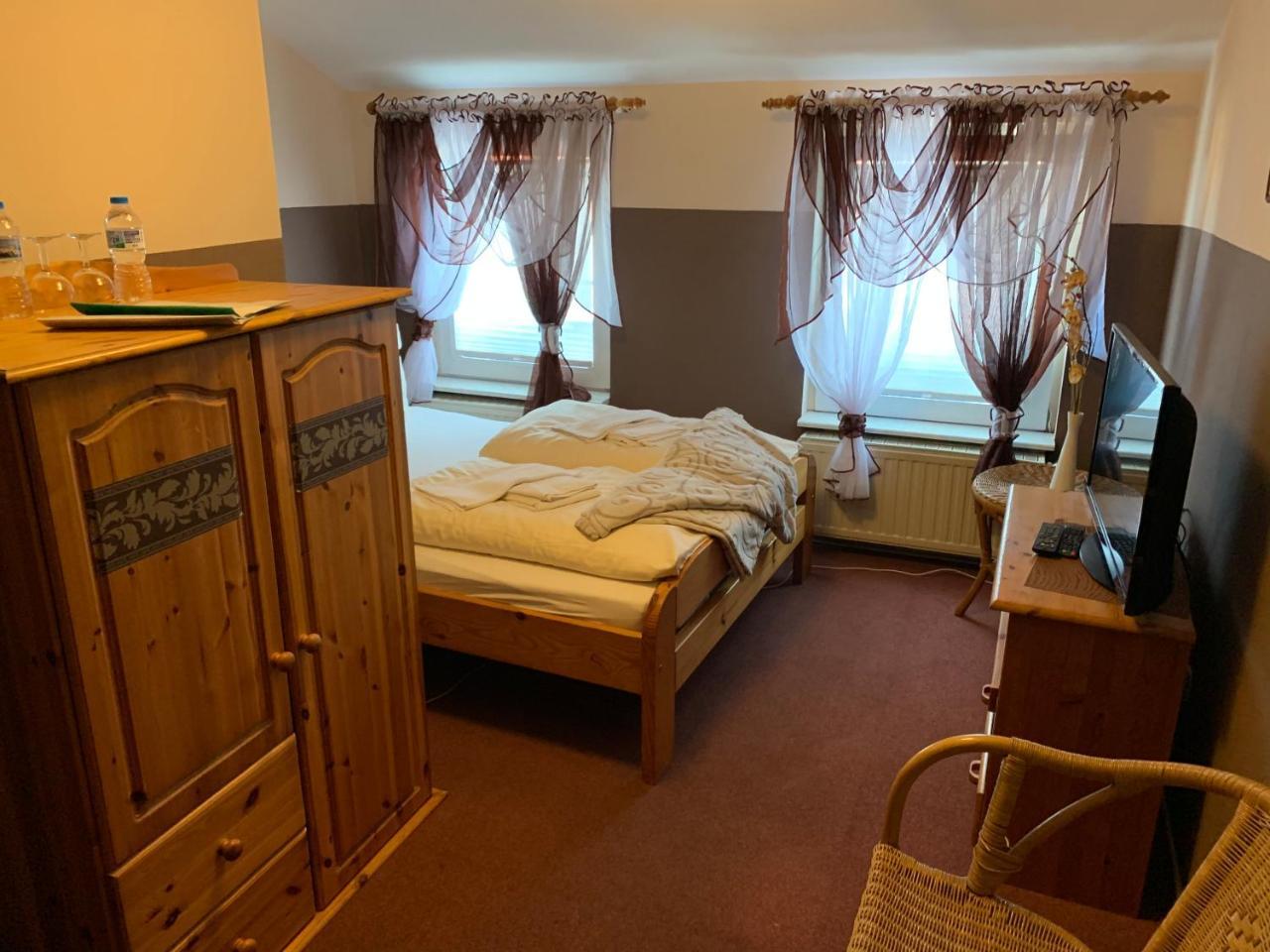 Hotel Mythos Oranienburg Εξωτερικό φωτογραφία